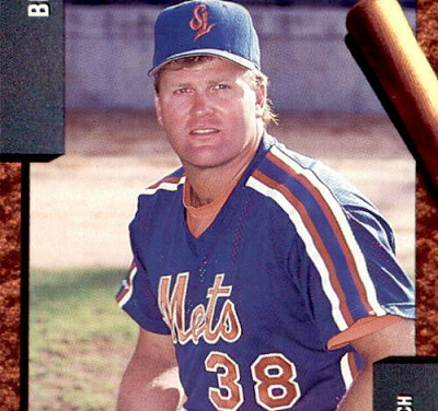 1992 Fleer ProCards Bill Latham and Universal Alignment